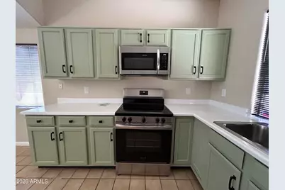 5943 W Drake Court, Chandler, AZ 85226 - Photo 13