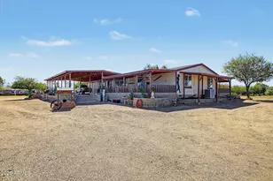 29048 N 255th Ave, Wittmann, AZ 85361 - Photo 5