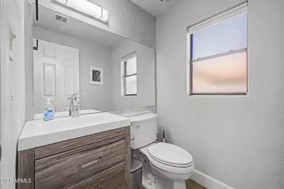 125 S Lakeview Boulevard, Chandler, AZ 85225 - Photo 15