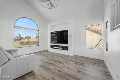 125 S Lakeview Boulevard, Chandler, AZ 85225 - Photo 11