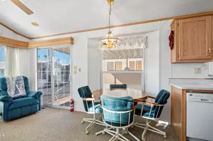 813 Beryl Dr, Apache Junction, AZ 85120 - Photo 23