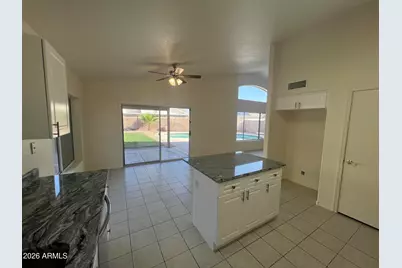 10846 W Loma Lane, Peoria, AZ 85345 - Photo 13