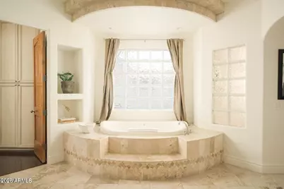 9215 N Invergordon Road, Paradise Valley, AZ 85253 - Photo 13