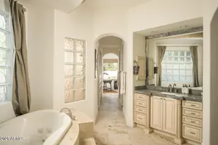 9215 N Invergordon Rd, Paradise Valley, AZ 85253 - Photo 15