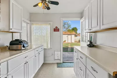 2341 N Edgemere Street, Phoenix, AZ 85006 - Photo 11