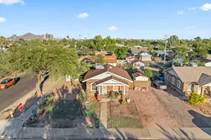 2341 N Edgemere St, Phoenix, AZ 85006 - Photo 33