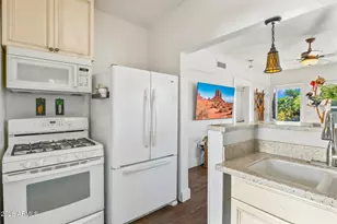 2341 N Edgemere St, Phoenix, AZ 85006 - Photo 9