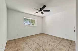 7715 W Crittenden Ln, Phoenix, AZ 85033 - Photo 27