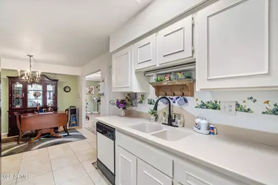 13251 N Cedar Drive, Sun City, AZ 85351 - Photo 7