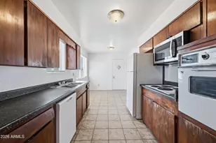 3643 W Dunlap Ave, Phoenix, AZ 85051 - Photo 5