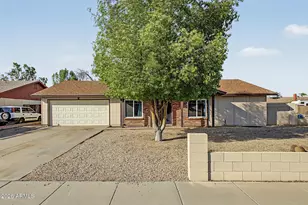 8602 W Heatherbrae Dr, Phoenix, AZ 85037 - Photo 1