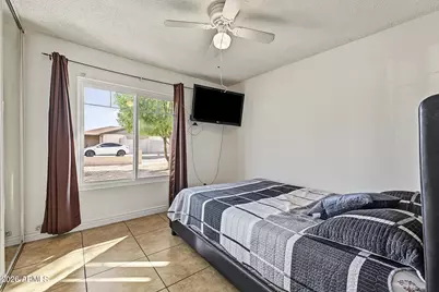 8602 W Heatherbrae Drive, Phoenix, AZ 85037 - Photo 19