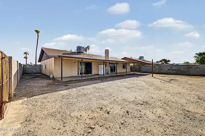 8602 W Heatherbrae Drive, Phoenix, AZ 85037 - Photo 23
