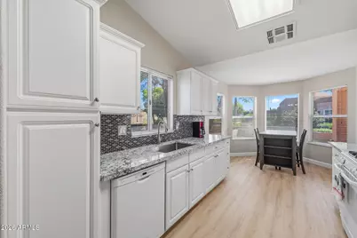 8333 W Wescott Drive, Peoria, AZ 85382 - Photo 13