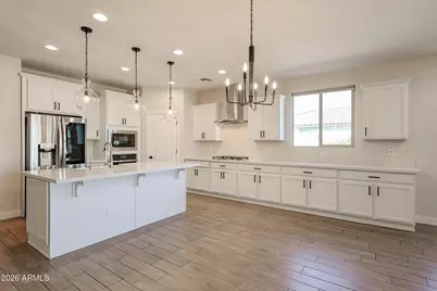 5121 N 81st Avenue, Glendale, AZ 85303 - Photo 9