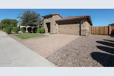 5121 N 81st Avenue, Glendale, AZ 85303 - Photo 3