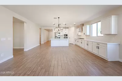 5121 N 81st Avenue, Glendale, AZ 85303 - Photo 19