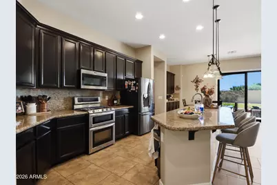 18127 W Sells Drive, Goodyear, AZ 85395 - Photo 9