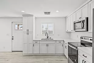 1332 E Campbell Ave, Phoenix, AZ 85014 - Photo 13