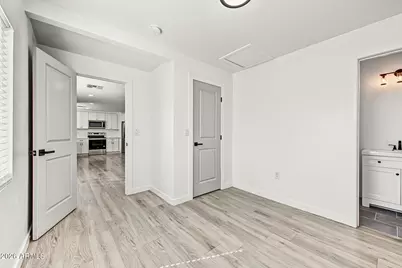 1332 E Campbell Avenue, Phoenix, AZ 85014 - Photo 17