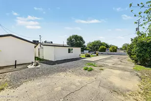 1332 E Campbell Ave, Phoenix, AZ 85014 - Photo 47