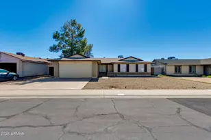 6353 W Mission Ln, Glendale, AZ 85302 - Photo 1