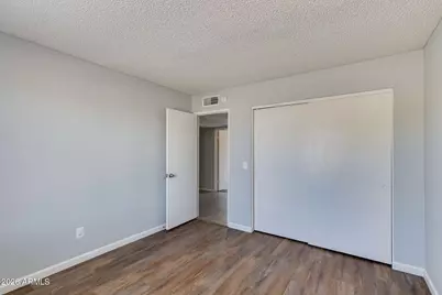6353 W Mission Lane, Glendale, AZ 85302 - Photo 31