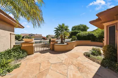 19746 N Lone Cactus Drive, Surprise, AZ 85374 - Photo 9