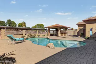 1744 E Country Ln, Gilbert, AZ 85298 - Photo 35