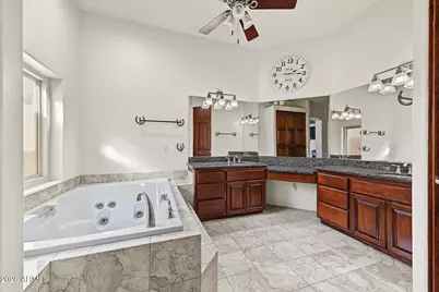 1744 E Country Lane, Gilbert, AZ 85298 - Photo 19