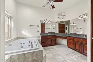1744 E Country Ln, Gilbert, AZ 85298 - Photo 19