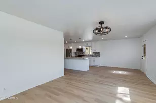 4322 E Mulberry Dr, Phoenix, AZ 85018 - Photo 11
