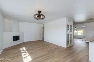 4322 E Mulberry Dr, Phoenix, AZ 85018 - Photo 7
