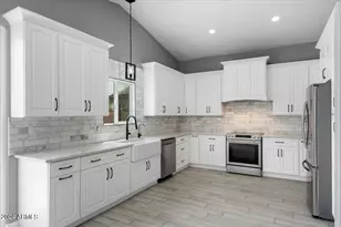 1671 E Milky Way, Gilbert, AZ 85295 - Photo 7