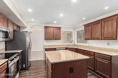 3013 E Bighorn Avenue, Phoenix, AZ 85048 - Photo 11
