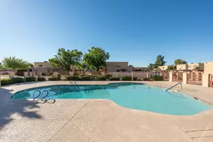 948 S Alma School Rd, Mesa, AZ 85210 - Photo 19
