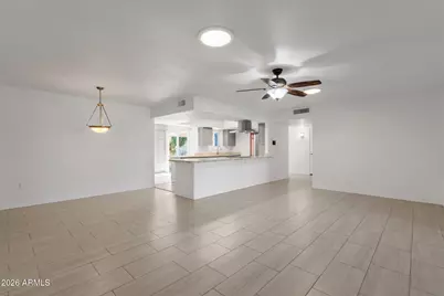 13620 N Hawthorn Drive, Sun City, AZ 85351 - Photo 5