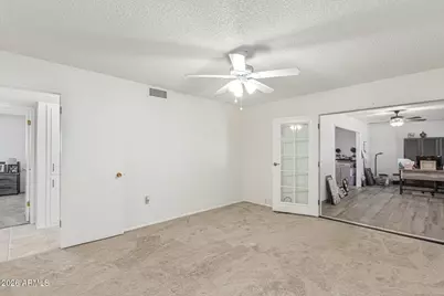 10776 W Cinnebar Avenue, Sun City, AZ 85351 - Photo 19