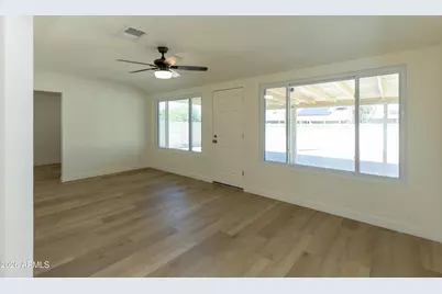 13822 N Whispering Lake Drive, Sun City, AZ 85351 - Photo 27