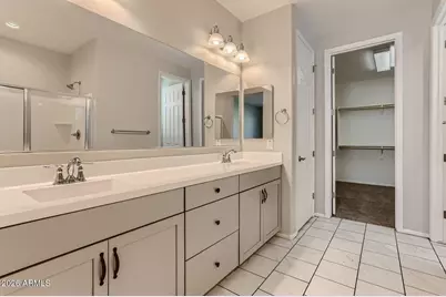 16206 W Jenan Drive, Surprise, AZ 85379 - Photo 11