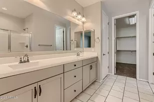 16206 W Jenan Dr, Surprise, AZ 85379 - Photo 11