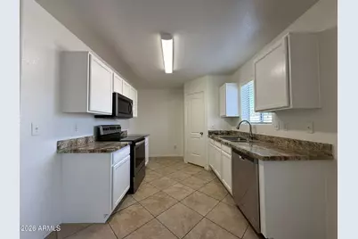 5807 N 73rd Drive, Glendale, AZ 85303 - Photo 13