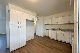 5825 W Flower St, Phoenix, AZ 85031 - Photo 9