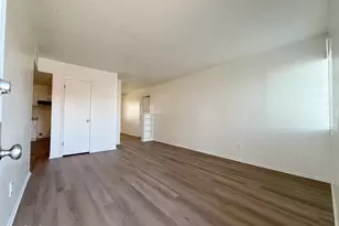 5825 W Flower St, Phoenix, AZ 85031 - Photo 3