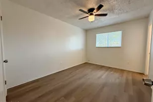 5825 W Flower St, Phoenix, AZ 85031 - Photo 17