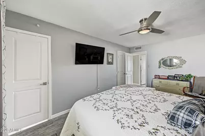 9960 W Forrester Drive, Sun City, AZ 85351 - Photo 15