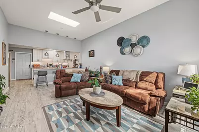 9960 W Forrester Drive, Sun City, AZ 85351 - Photo 7
