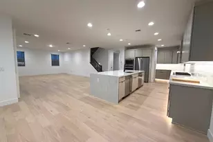 7390 W Hedge Hog Pl, Peoria, AZ 85383 - Photo 3