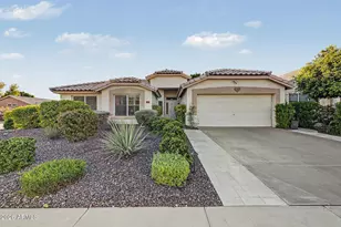 942 N Sicily Dr, Chandler, AZ 85226 - Photo 7