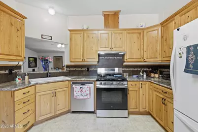300 N 5th Drive, Show Low, AZ 85901 - Photo 13